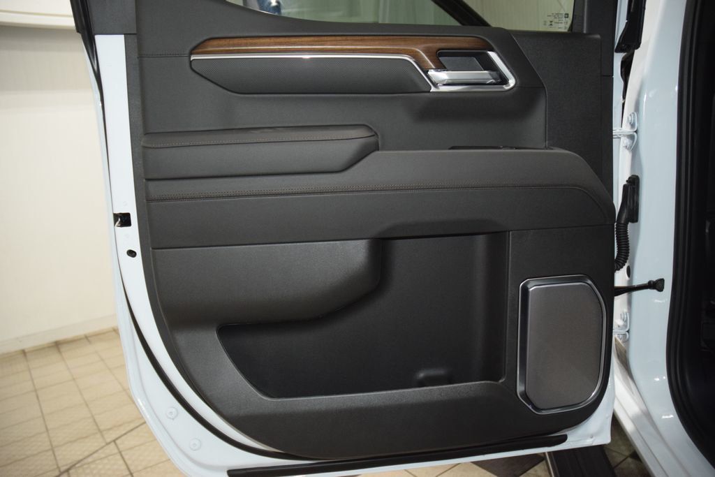 2026 Chevrolet Silverado 1500 4WD Crew Cab 147" High Country - 22990190 - 43