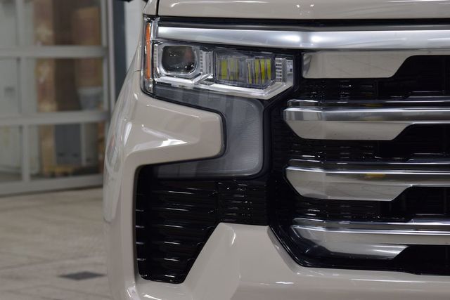 2026 Chevrolet Silverado 1500 4WD Crew Cab 147" High Country - 22990242 - 11