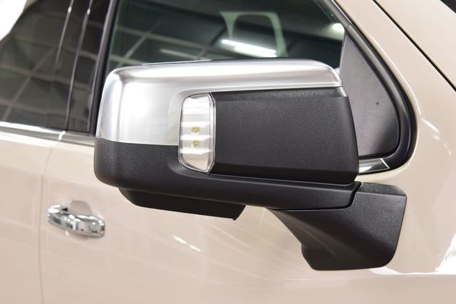 2026 Chevrolet Silverado 1500 4WD Crew Cab 147" High Country - 22990242 - 17