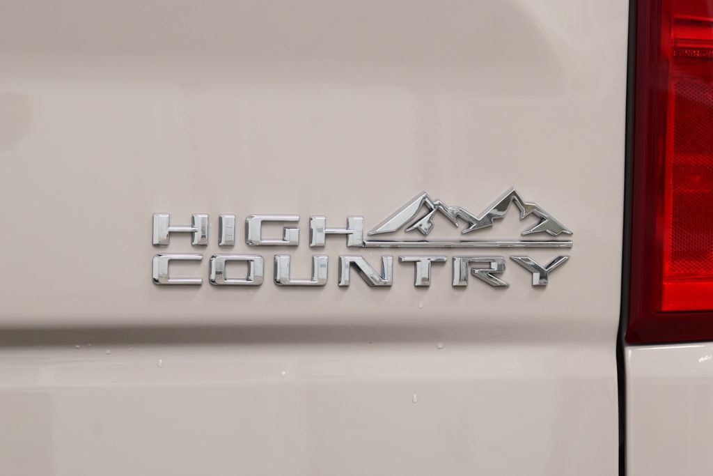 2026 Chevrolet Silverado 1500 4WD Crew Cab 147" High Country - 22990242 - 22