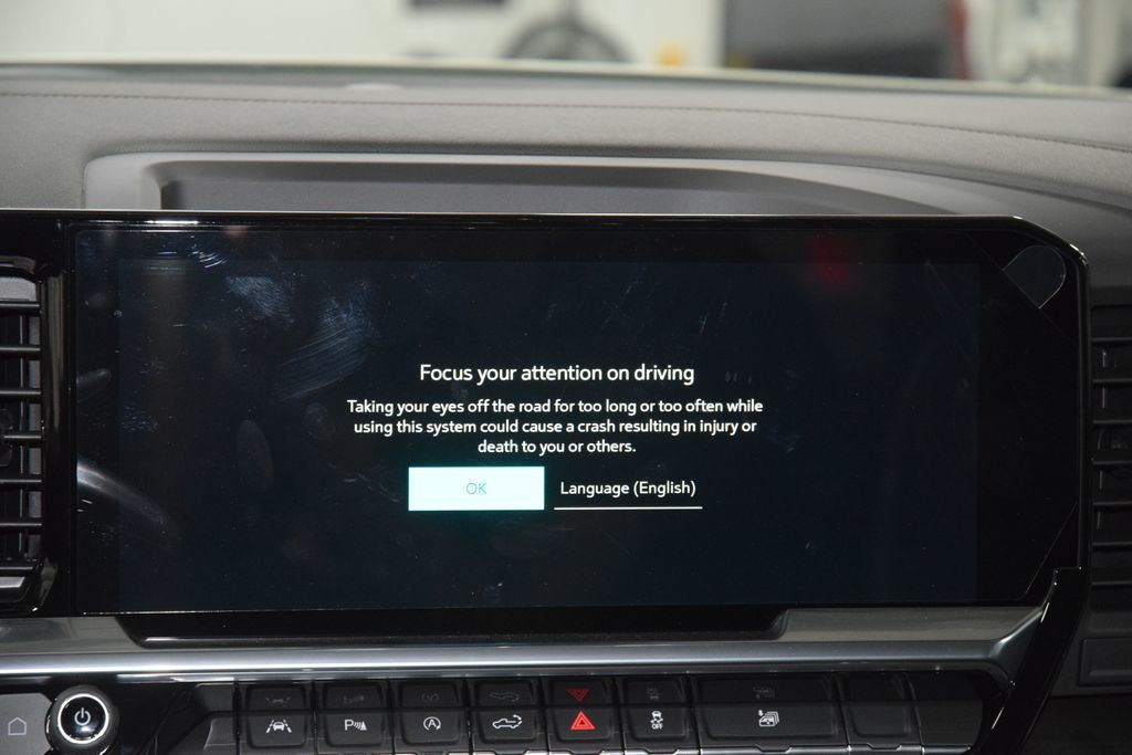 2026 Chevrolet Silverado 1500 4WD Crew Cab 147" High Country - 22990242 - 31