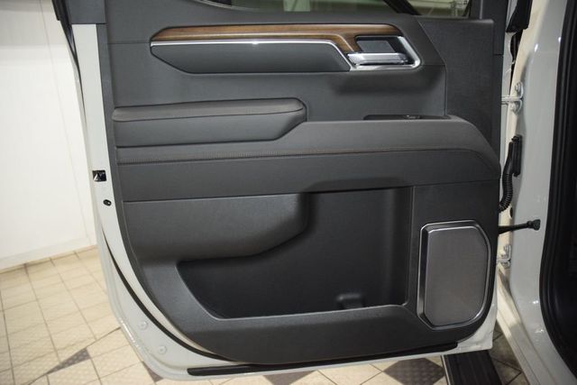 2026 Chevrolet Silverado 1500 4WD Crew Cab 147" High Country - 22990242 - 43