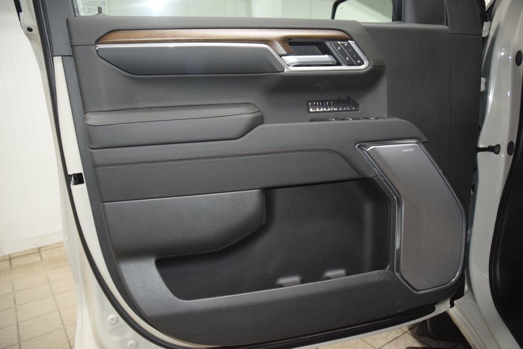 2026 Chevrolet Silverado 1500 4WD Crew Cab 147" High Country - 22990242 - 45