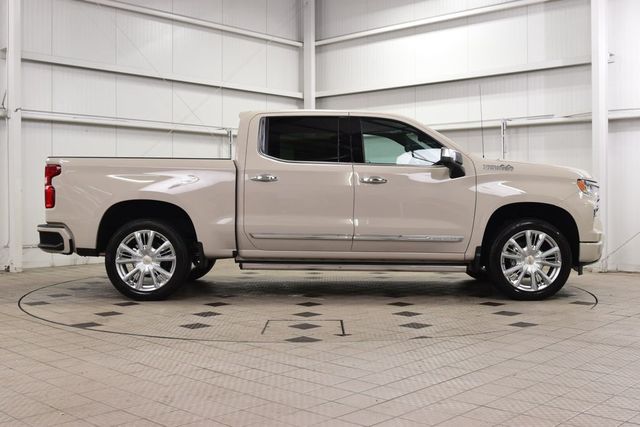 2026 Chevrolet Silverado 1500 4WD Crew Cab 147" High Country - 22990242 - 8