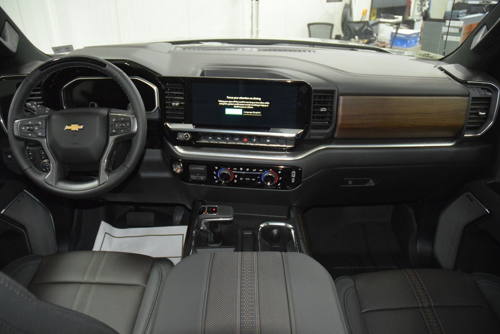 2026 Chevrolet Silverado 1500 4WD Crew Cab 147" High Country - 23013685 - 30