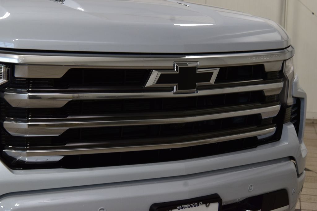 2026 Chevrolet Silverado 1500 4WD Crew Cab 147" High Country - 23014887 - 10