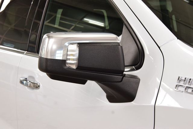 2026 Chevrolet Silverado 1500 4WD Crew Cab 147" High Country - 23014887 - 17