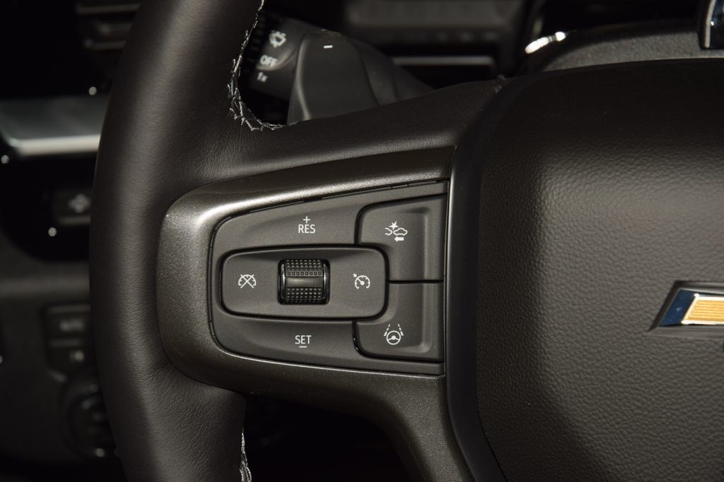 2026 Chevrolet Silverado 1500 4WD Crew Cab 147" High Country - 23014887 - 38