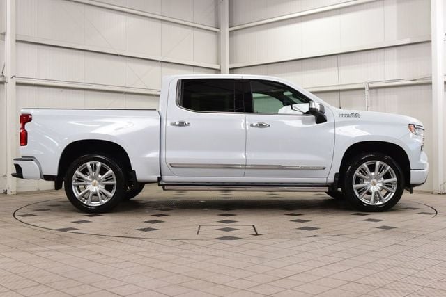 2026 Chevrolet Silverado 1500 4WD Crew Cab 147" High Country - 23014887 - 8