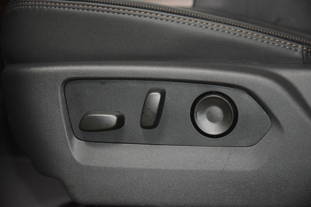 2026 Chevrolet Silverado 1500 4WD Crew Cab 147" High Country - 23018802 - 41