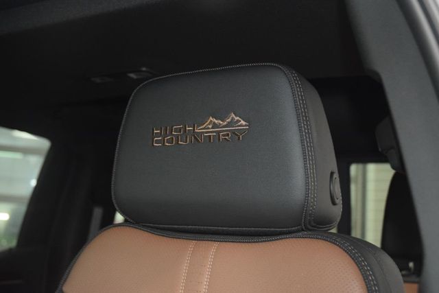 2026 Chevrolet Silverado 1500 4WD Crew Cab 147" High Country - 23018802 - 42
