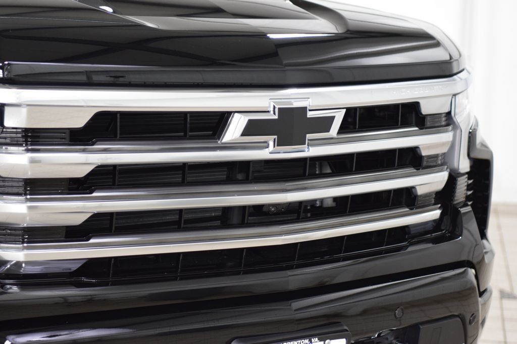 2026 Chevrolet Silverado 1500 4WD Crew Cab 147" High Country - 23020394 - 10