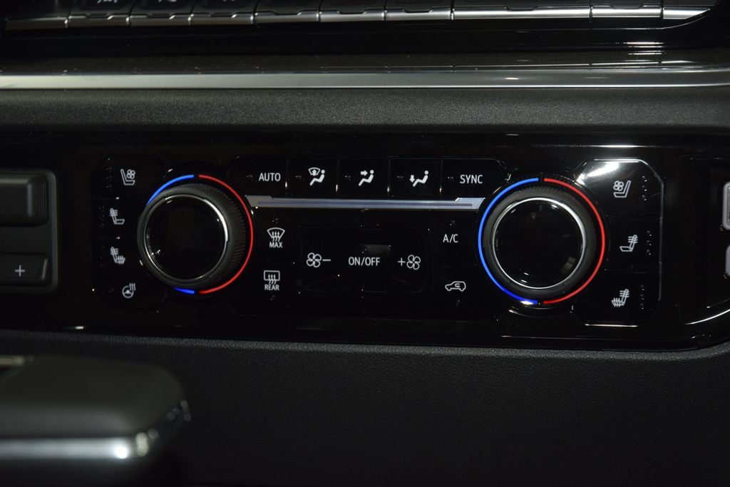 2026 Chevrolet Silverado 1500 4WD Crew Cab 147" High Country - 23020394 - 33
