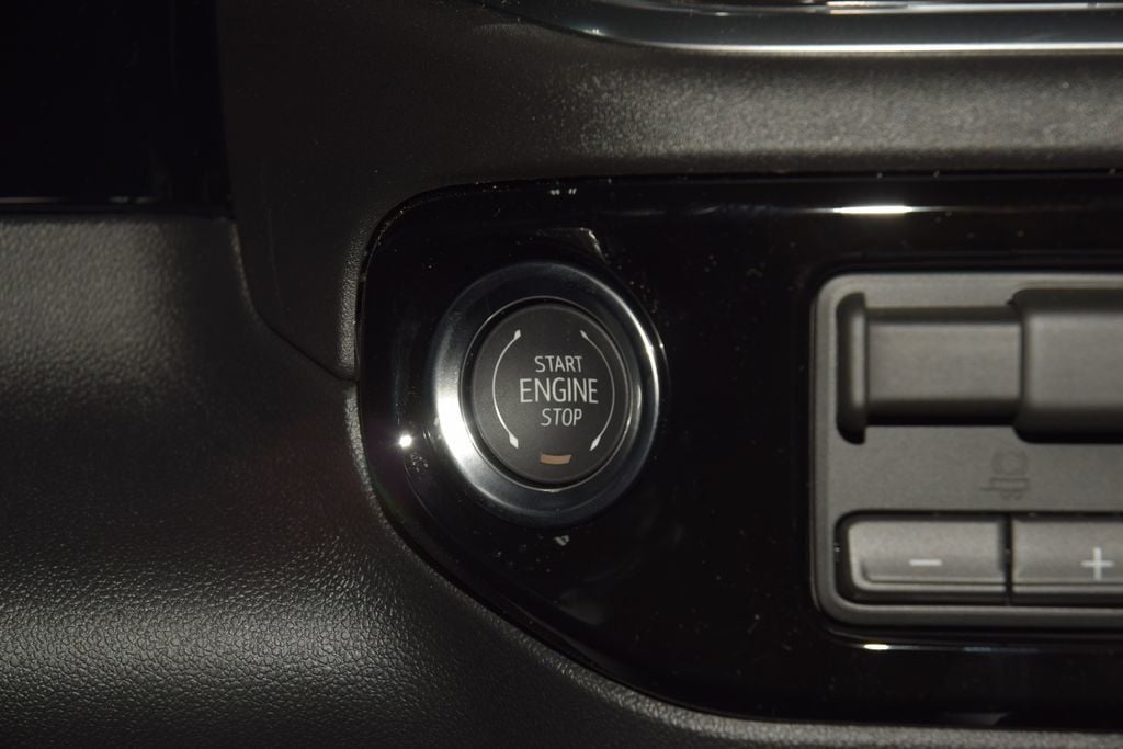 2026 Chevrolet Silverado 1500 4WD Crew Cab 147" High Country - 23020394 - 35