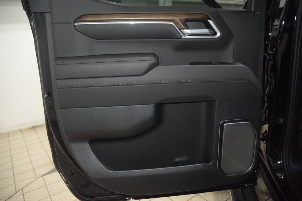 2026 Chevrolet Silverado 1500 4WD Crew Cab 147" High Country - 23020394 - 44