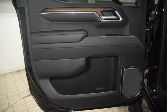 2026 Chevrolet Silverado 1500 4WD Crew Cab 147" High Country - 23020394 - 44