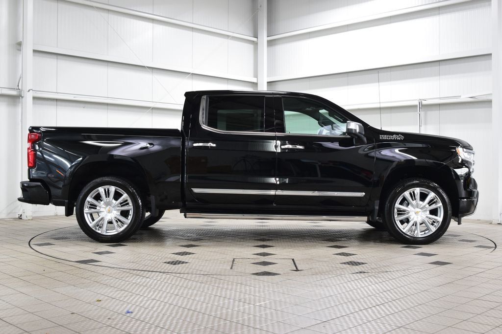 2026 Chevrolet Silverado 1500 4WD Crew Cab 147" High Country - 23020394 - 8