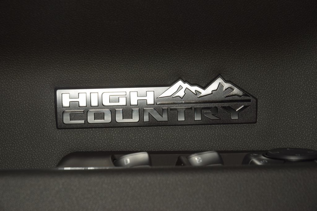 2026 Chevrolet Silverado 1500 4WD Crew Cab 147" High Country - 23021693 - 49