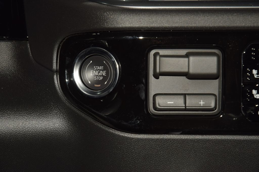 2026 Chevrolet Silverado 1500 4WD Crew Cab 147" High Country - 23024068 - 34