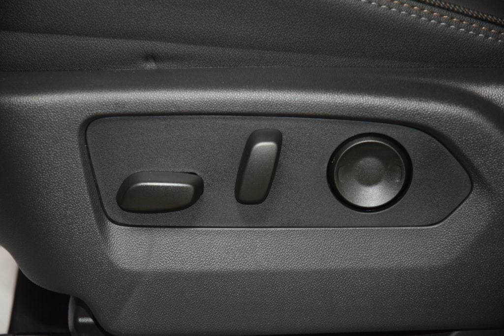 2026 Chevrolet Silverado 1500 4WD Crew Cab 147" High Country - 23024068 - 41
