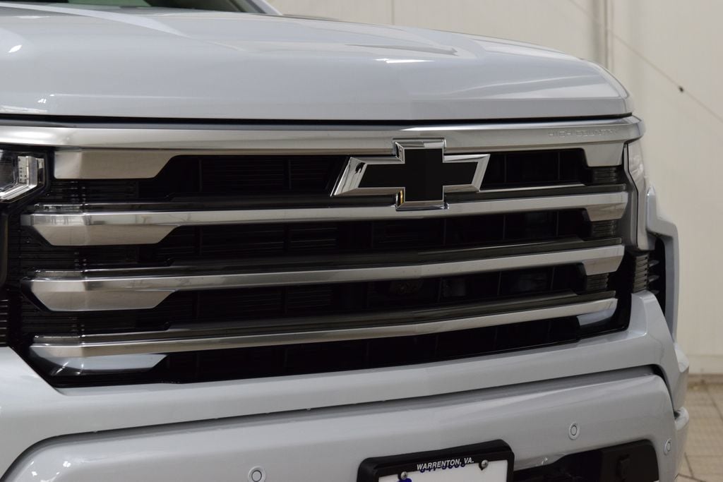 2026 Chevrolet Silverado 1500 4WD Crew Cab 147" High Country - 23024091 - 10