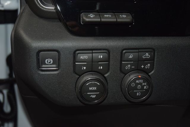 2026 Chevrolet Silverado 1500 4WD Crew Cab 147" High Country - 23024091 - 35