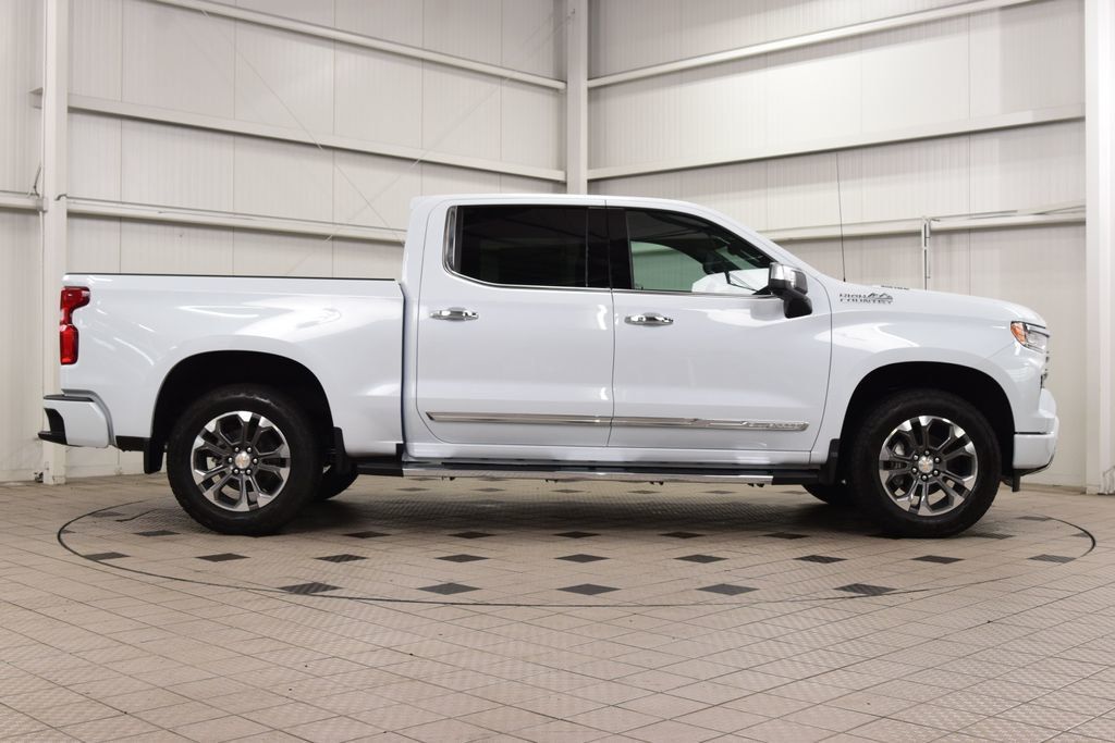 2026 Chevrolet Silverado 1500 4WD Crew Cab 147" High Country - 23024091 - 8