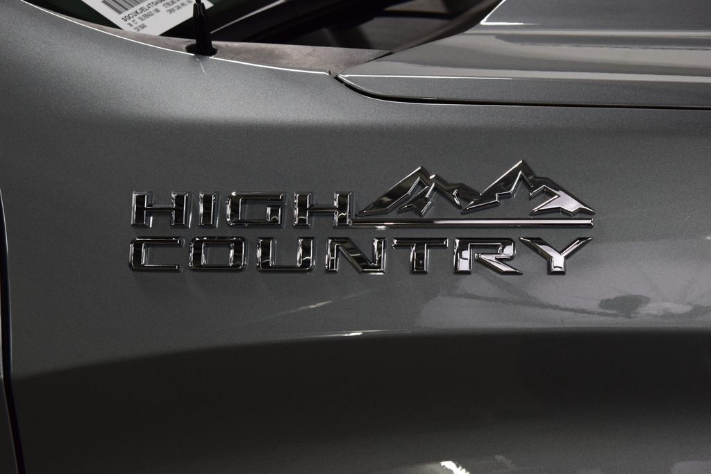 2026 Chevrolet Silverado 1500 4WD Crew Cab 147" High Country - 23062191 - 16