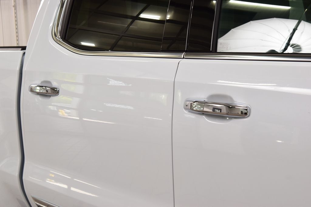 2026 Chevrolet Silverado 1500 4WD Crew Cab 147" High Country - 23062198 - 18