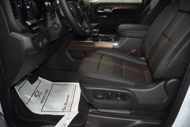 2026 Chevrolet Silverado 1500 4WD Crew Cab 147" High Country - 23062198 - 40