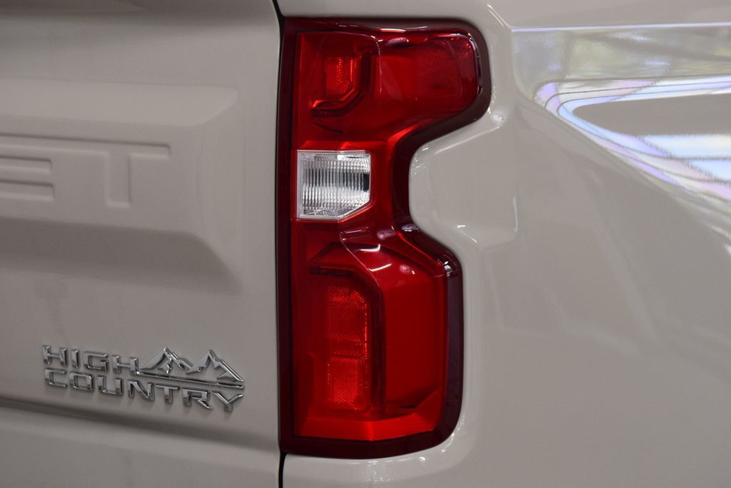 2026 Chevrolet Silverado 1500 4WD Crew Cab 147" High Country - 23062201 - 20