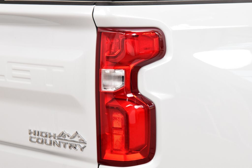 2026 Chevrolet Silverado 1500 4WD Crew Cab 147" High Country - 23062290 - 18