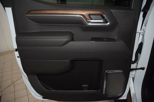 2026 Chevrolet Silverado 1500 4WD Crew Cab 147" High Country - 23062290 - 46