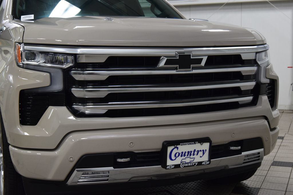 2026 Chevrolet Silverado 1500 4WD Crew Cab 147" High Country - 23071444 - 12