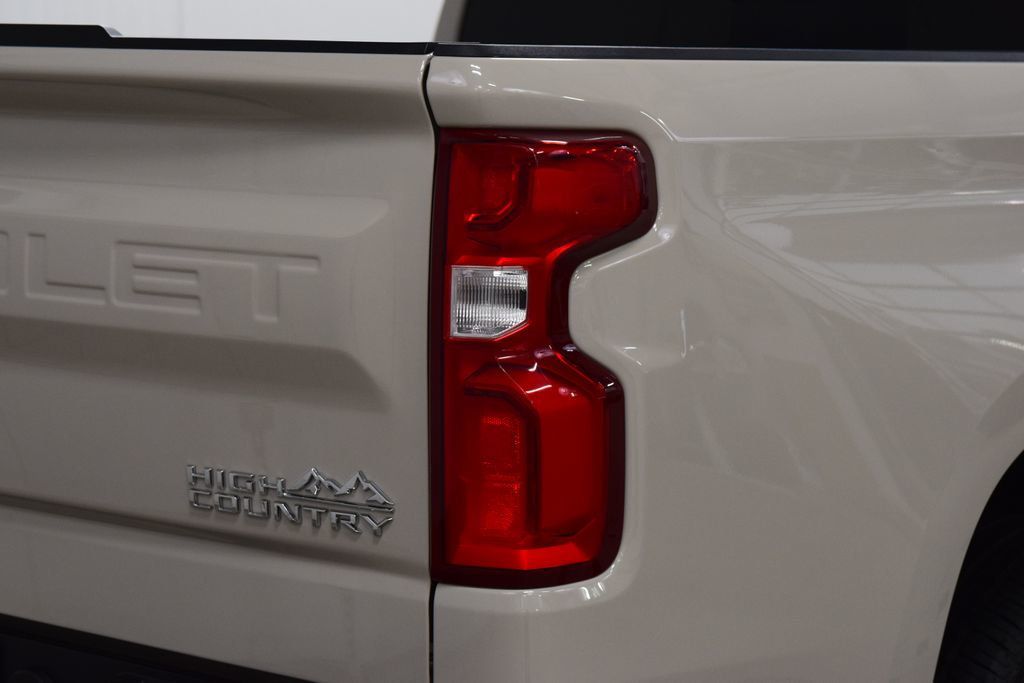 2026 Chevrolet Silverado 1500 4WD Crew Cab 147" High Country - 23071444 - 20
