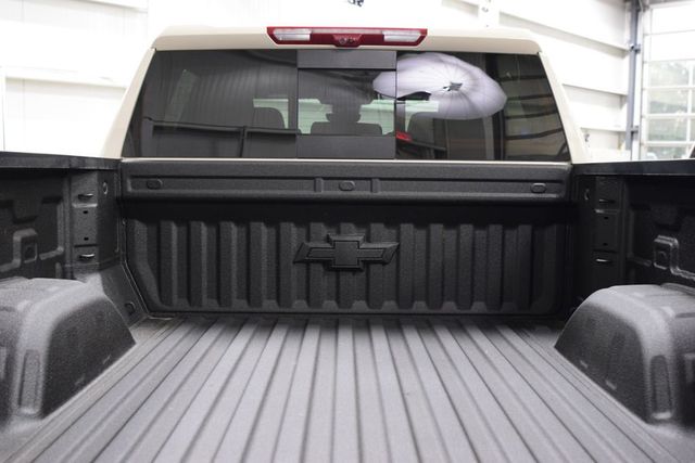 2026 Chevrolet Silverado 1500 4WD Crew Cab 147" High Country - 23071444 - 25