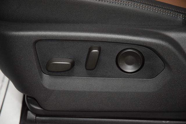 2026 Chevrolet Silverado 1500 4WD Crew Cab 147" High Country - 23071444 - 41