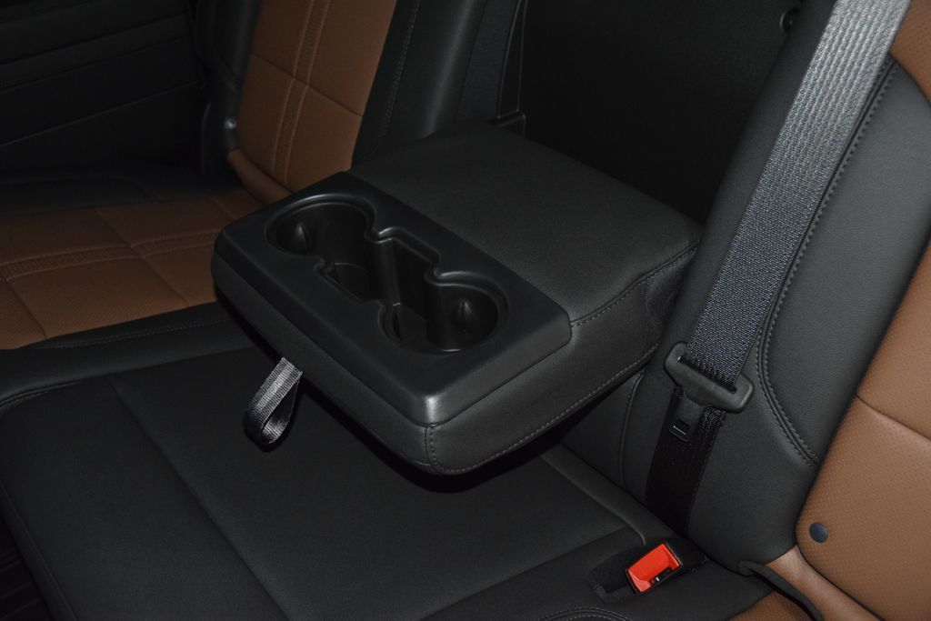 2026 Chevrolet Silverado 1500 4WD Crew Cab 147" High Country - 23071444 - 45