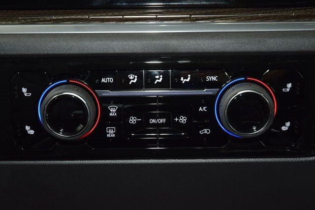 2026 Chevrolet Silverado 1500 4WD Crew Cab 147" LT Trail Boss - 22943834 - 35