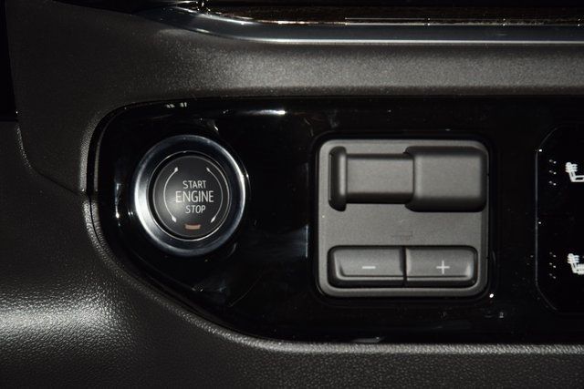 2026 Chevrolet Silverado 1500 4WD Crew Cab 147" LT Trail Boss - 22943834 - 36