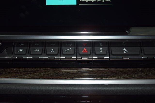 2026 Chevrolet Silverado 1500 4WD Crew Cab 147" LT Trail Boss - 22945538 - 34