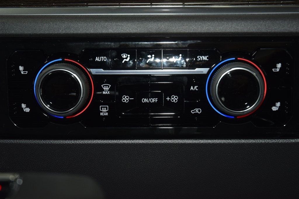 2026 Chevrolet Silverado 1500 4WD Crew Cab 147" LT Trail Boss - 22951943 - 34