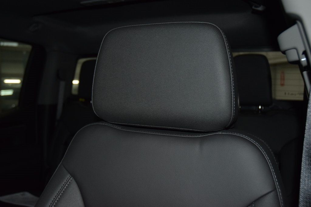 2026 Chevrolet Silverado 1500 4WD Crew Cab 147" LT Trail Boss - 22951943 - 42