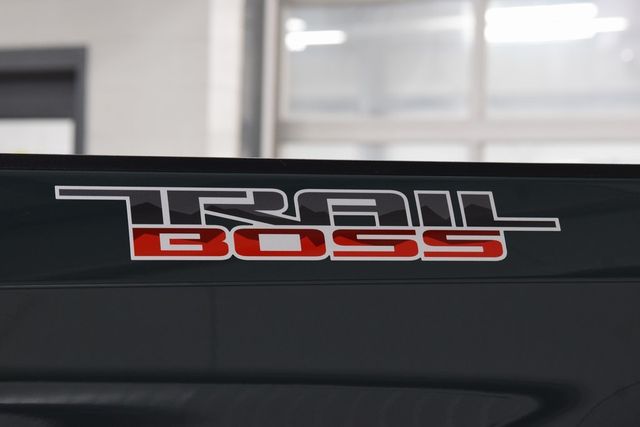 2026 Chevrolet Silverado 1500 4WD Crew Cab 147" LT Trail Boss - 22964354 - 28