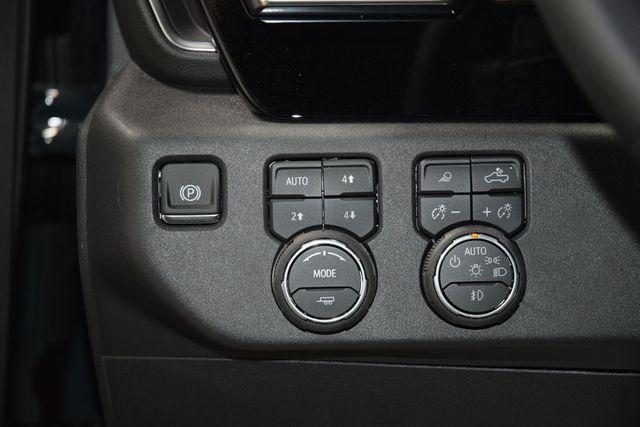 2026 Chevrolet Silverado 1500 4WD Crew Cab 147" LT Trail Boss - 22964354 - 39