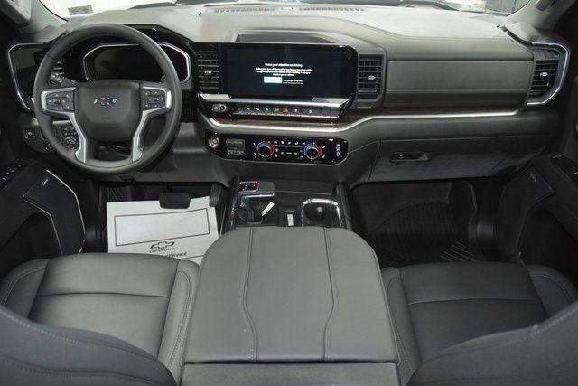 2026 Chevrolet Silverado 1500 4WD Crew Cab 147" LT Trail Boss - 22964360 - 32