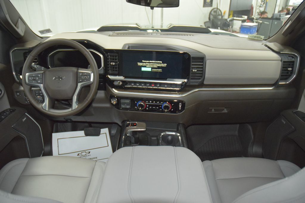 2026 Chevrolet Silverado 1500 4WD Crew Cab 147" LT Trail Boss - 22999518 - 32