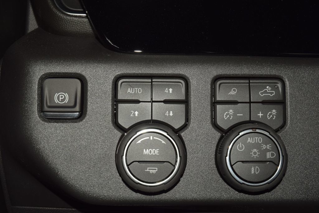 2026 Chevrolet Silverado 1500 4WD Crew Cab 147" LT Trail Boss - 22999572 - 37