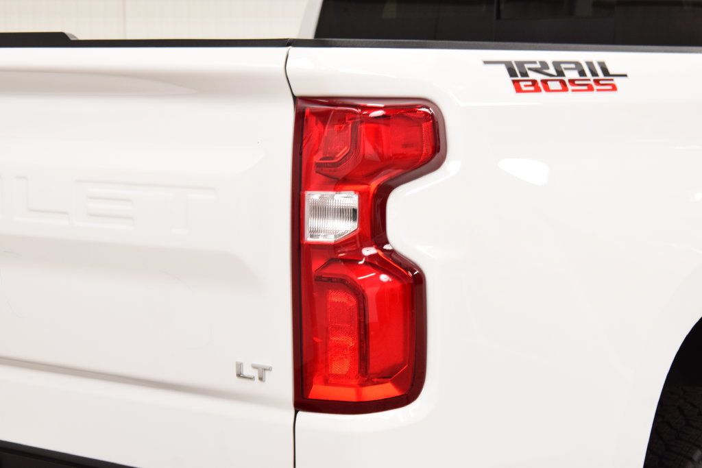 2026 Chevrolet Silverado 1500 4WD Crew Cab 147" LT Trail Boss - 23074470 - 22