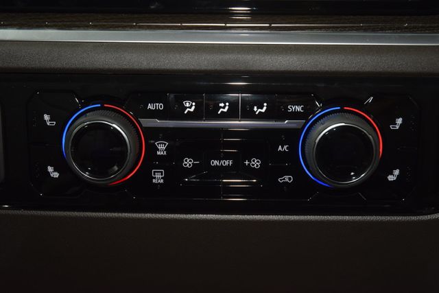 2026 Chevrolet Silverado 1500 4WD Crew Cab 147" LT Trail Boss - 23074470 - 37